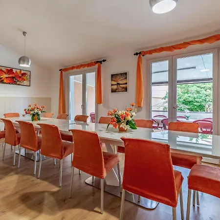 Pet Friendly Home In Pula With Jacuzzi * Pula