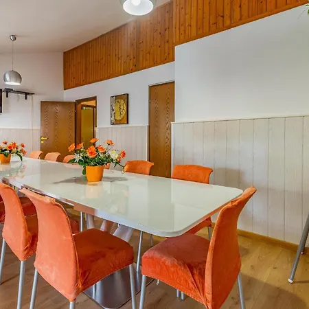 Holiday home Pet Friendly Home In Pula With Jacuzzi *