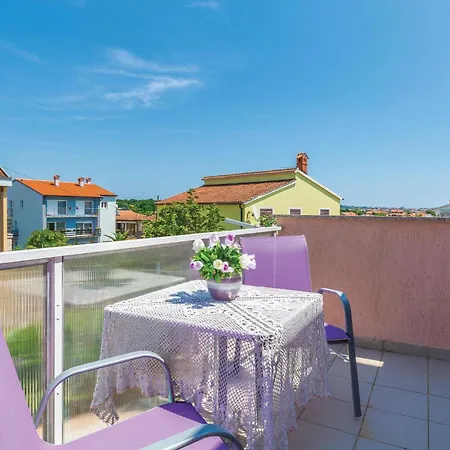 Pet Friendly Home In Pula With Jacuzzi *