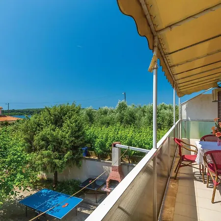 Holiday home Pet Friendly Home In Pula With Jacuzzi